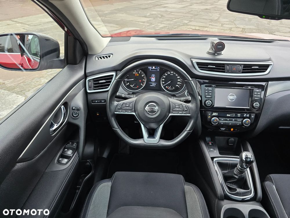 Nissan Qashqai 1.2 DIG-T 360 - 2