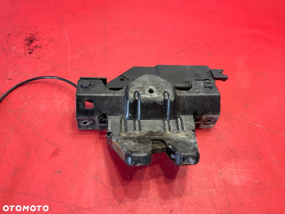 BMW E87 E81 ZAMEK KLAPY BAGAŻNIKA 7840617 - 3