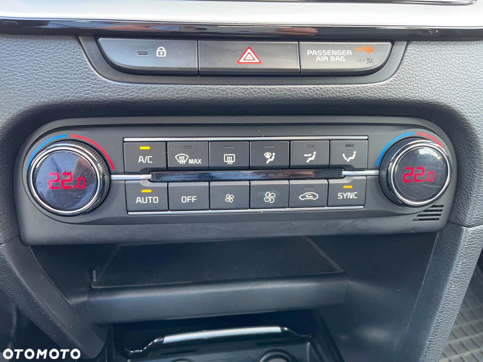 Kia XCeed - 29