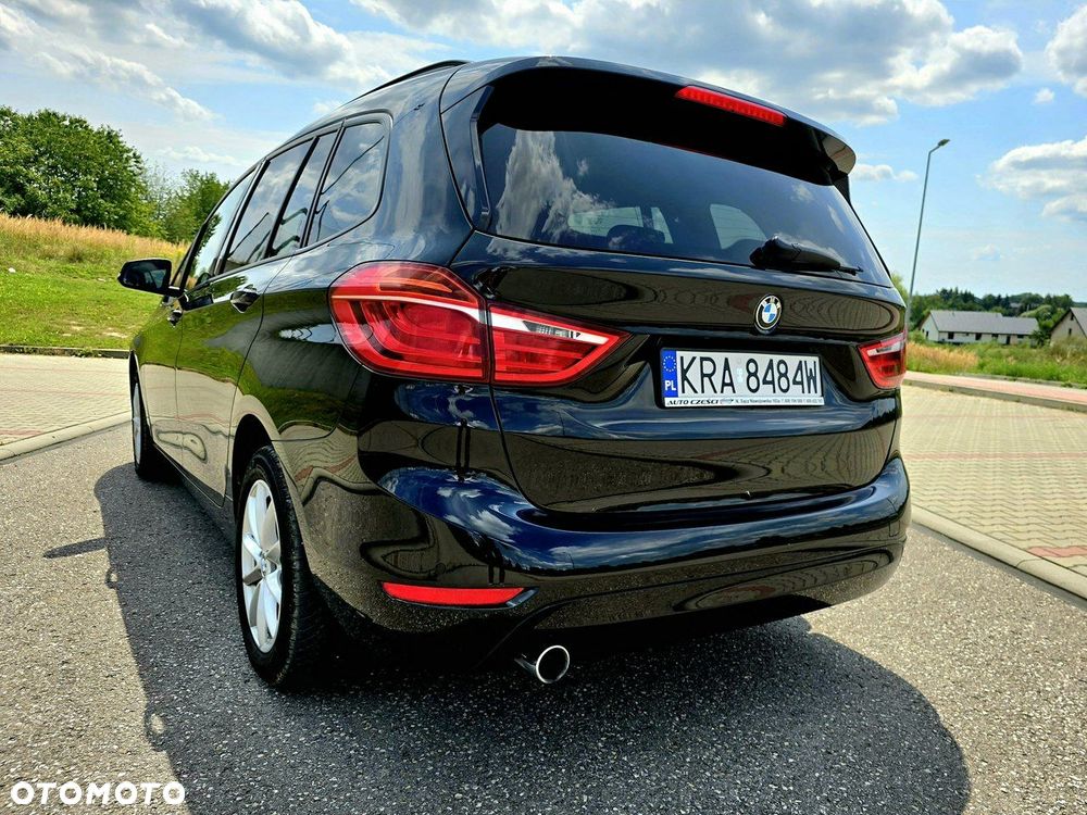 BMW Seria 2 218d Luxury Line - 8