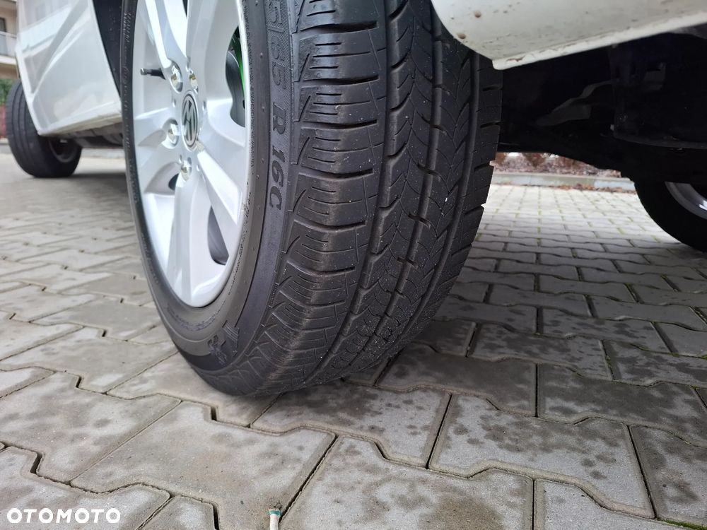 Volkswagen Transporter T6 2017 2.0TDI 150KM LONG KLIMA ALUFELGI - 32