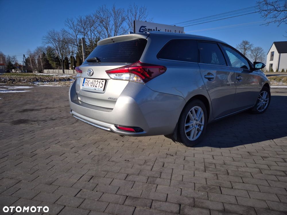 Toyota Auris 1.6 Premium Comfort - 13