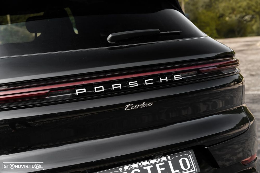 Porsche Cayenne Turbo E-Hybrid Tiptronic S - 11