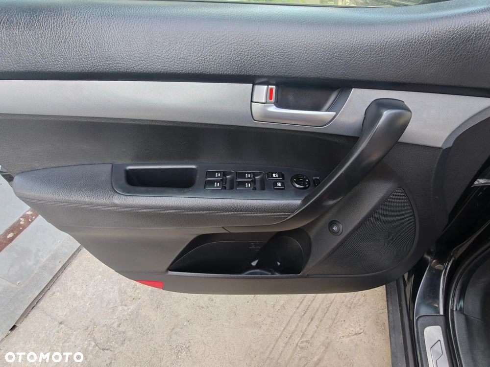 Kia Sorento 2.2 CRDI M - 14