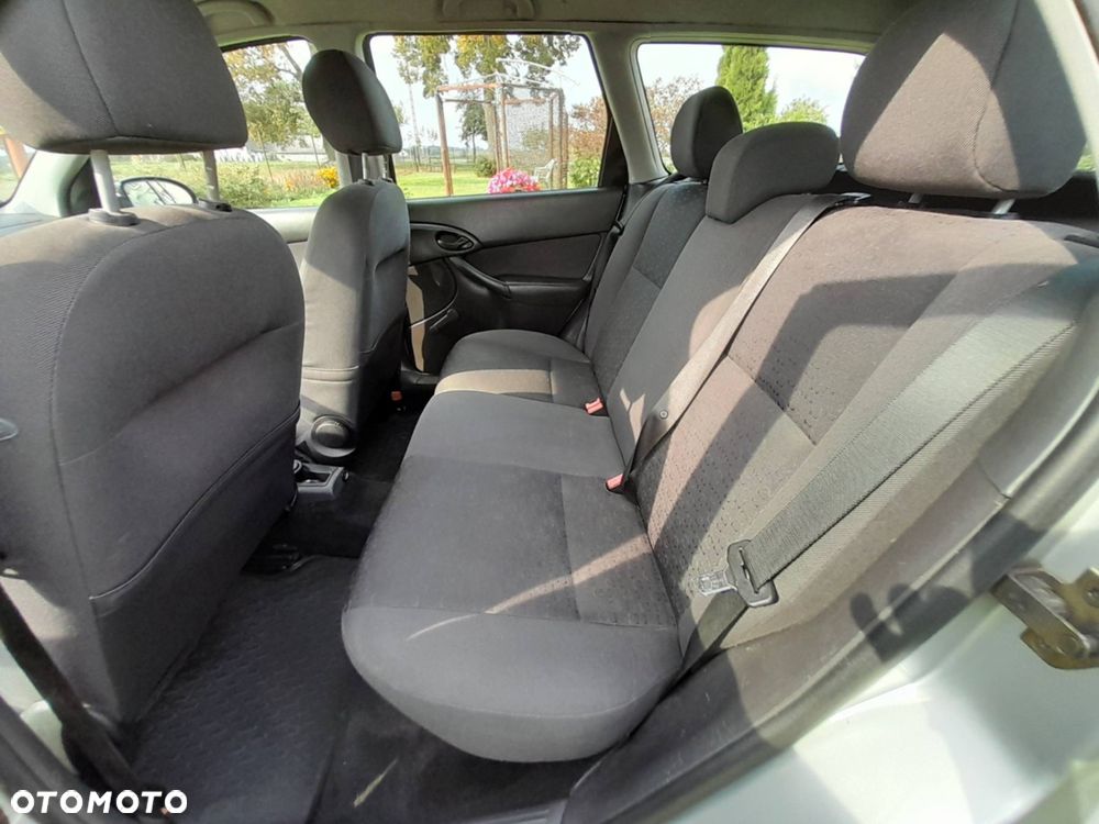 Ford Focus - 8
