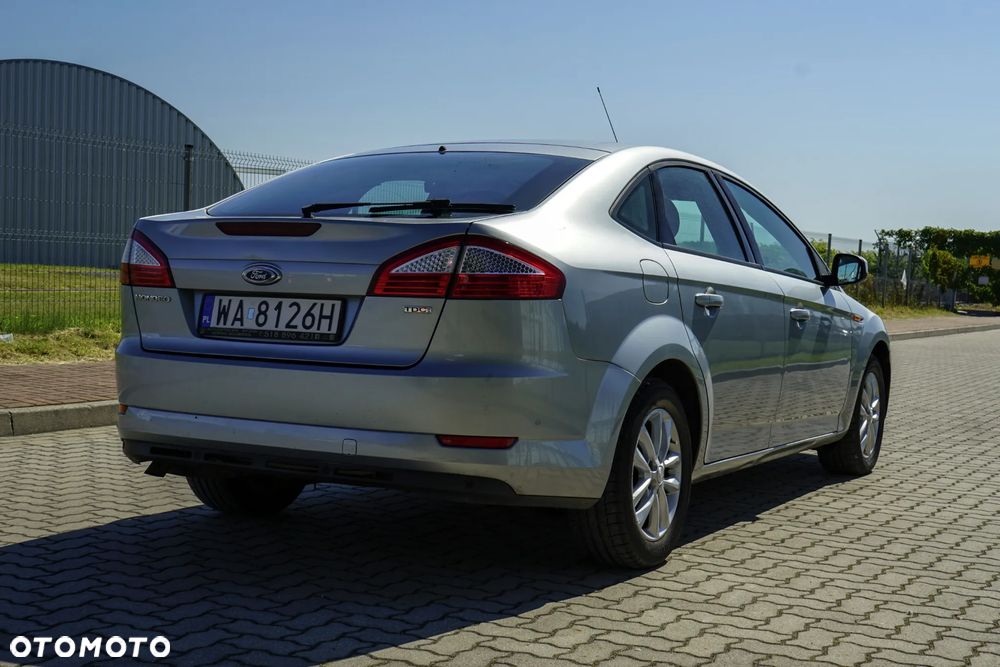Ford Mondeo 2.0 TDCi Trend - 10