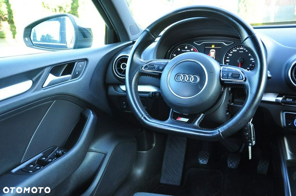 Audi A3 Sportback - 32