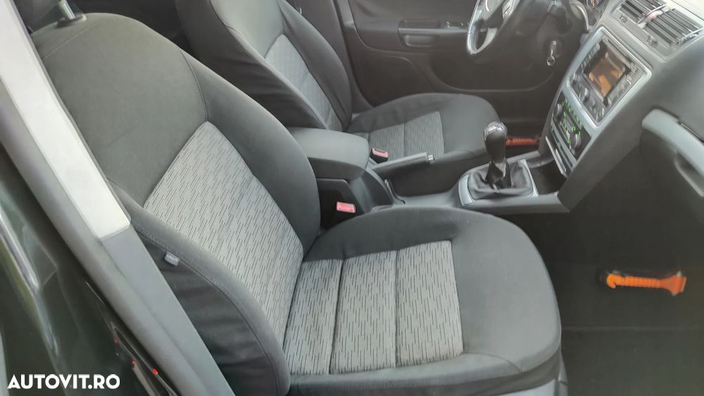 Skoda Octavia 1.6 TDI DPF GreenLine - 14