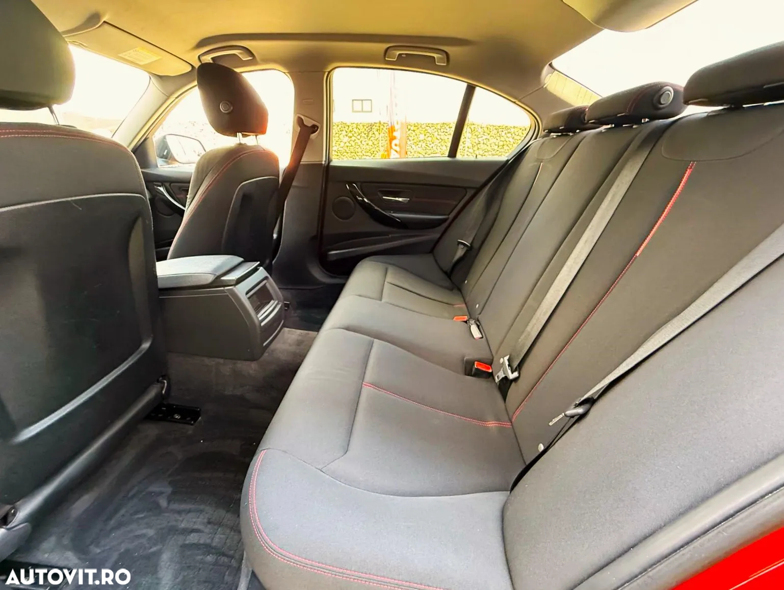 BMW Seria 3 - 21