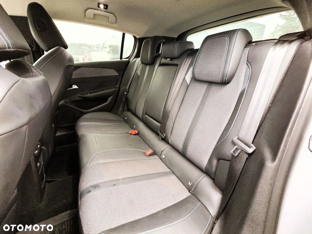 Peugeot 308 1.2 PureTech GPF Allure Pack S&S EAT8 - 27