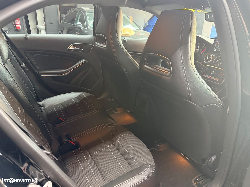 Mercedes-Benz A 180 CDI (BlueEFFICIENCY) Urban - 23