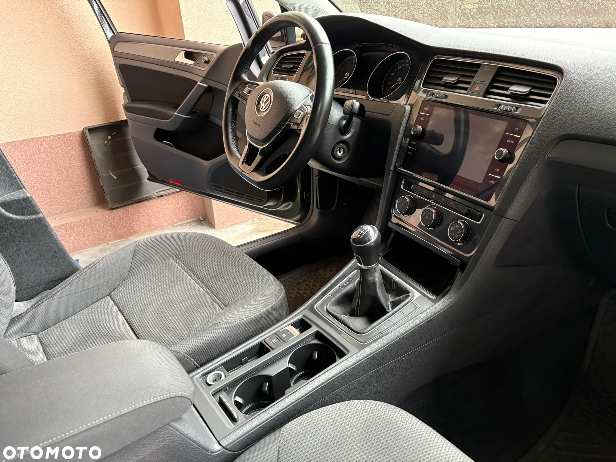 Volkswagen Golf VII 1.4 TSI BMT Comfortline - 14