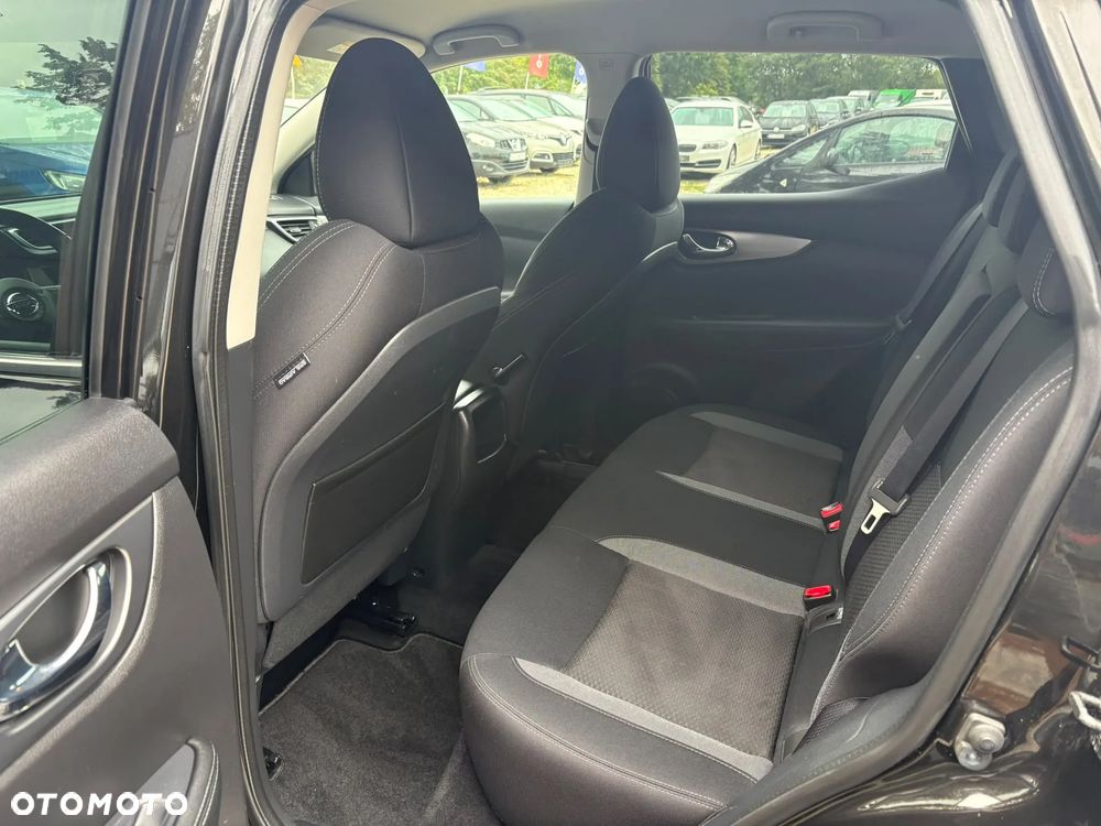 Nissan Qashqai 1.3 DIG-T N-WAY - 15