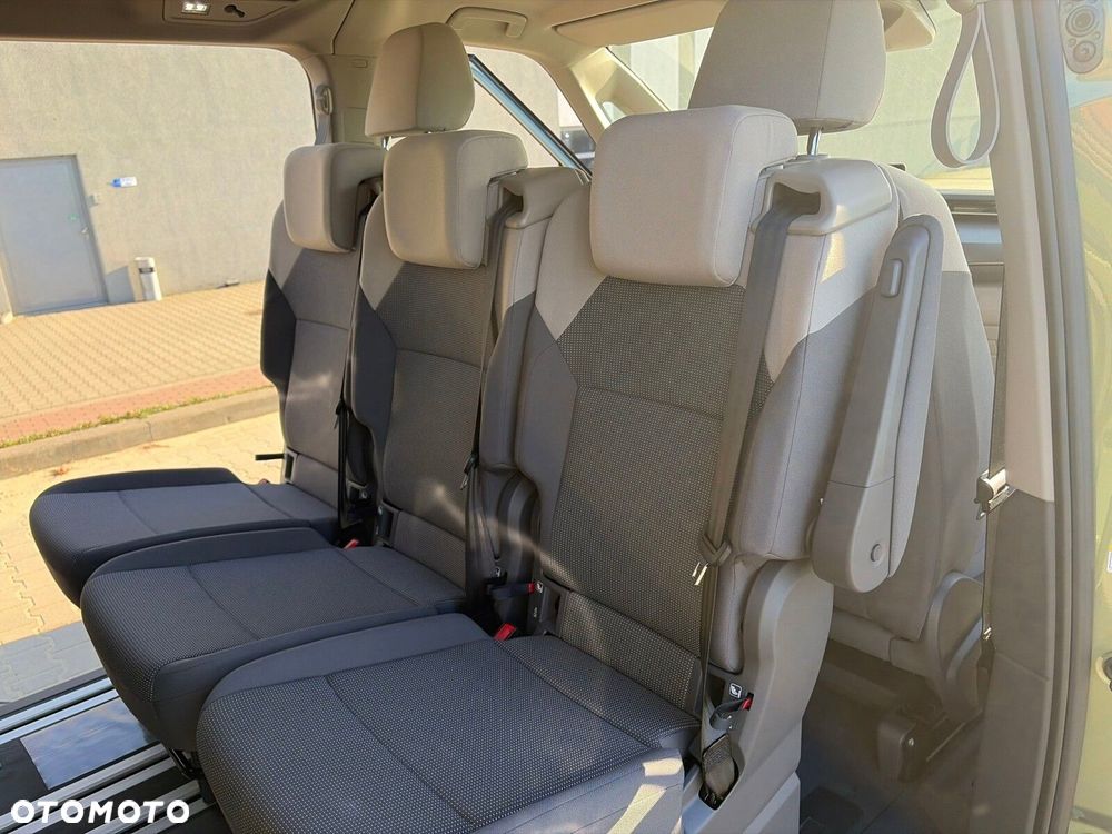 Volkswagen multivan - 23