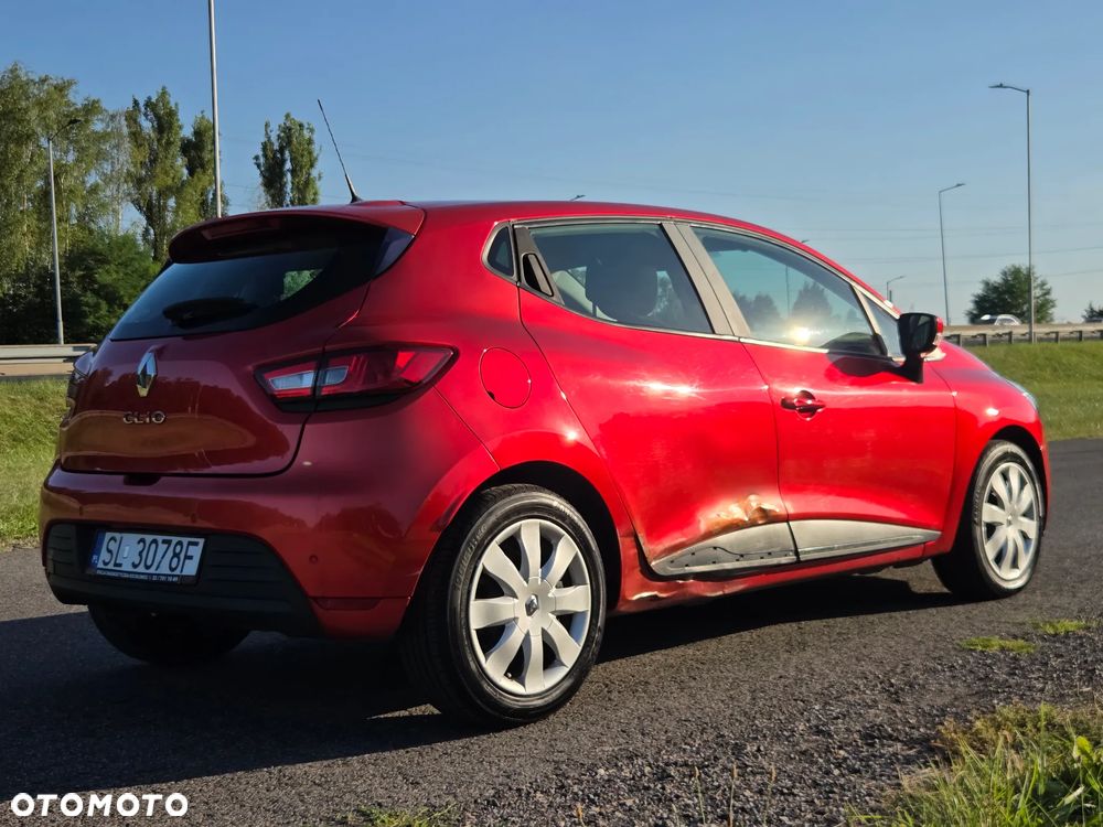 Renault Clio - 7