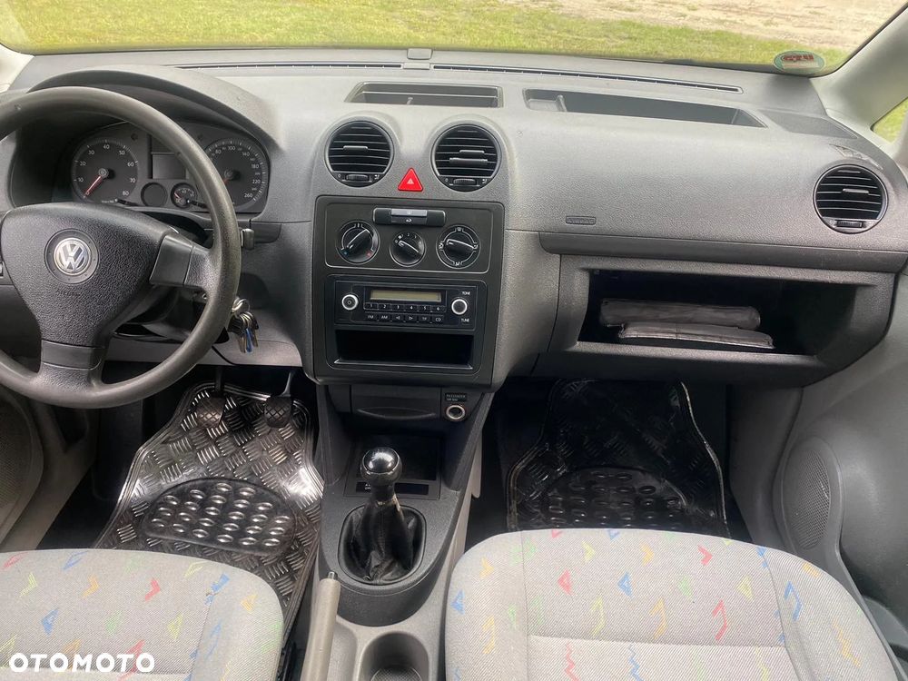Volkswagen Caddy Maxi - 19
