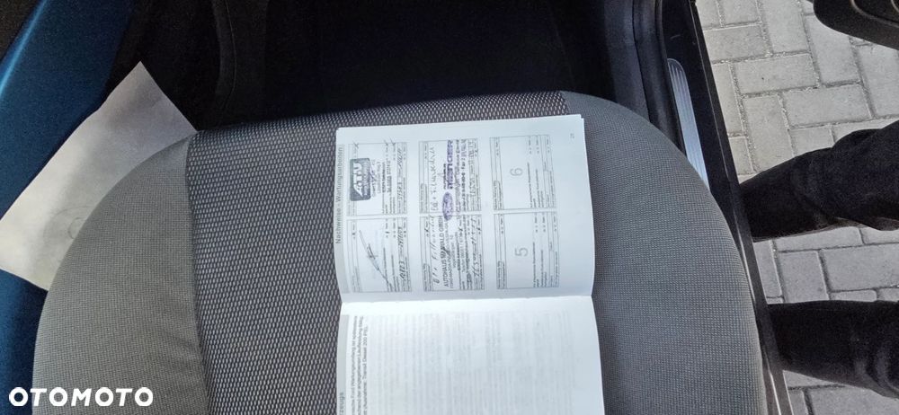 Ford Kuga - 32