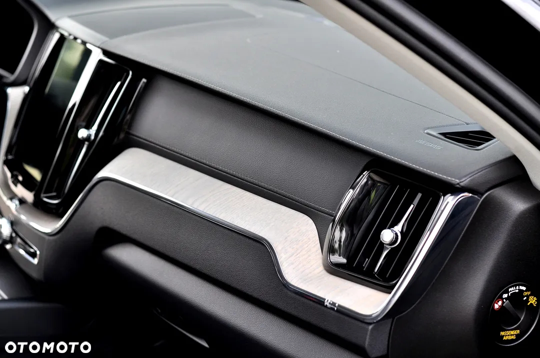 Volvo XC 60 D4 Geartronic Inscription - 27