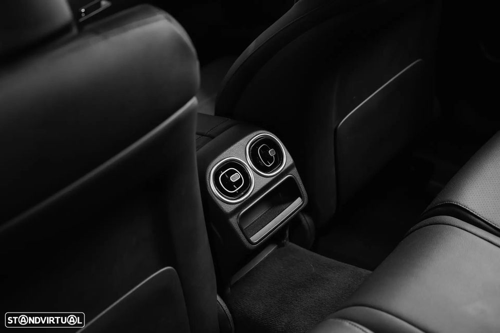 Mercedes-Benz C 300 e 9G-TRONIC Avantgarde Advanced - 39