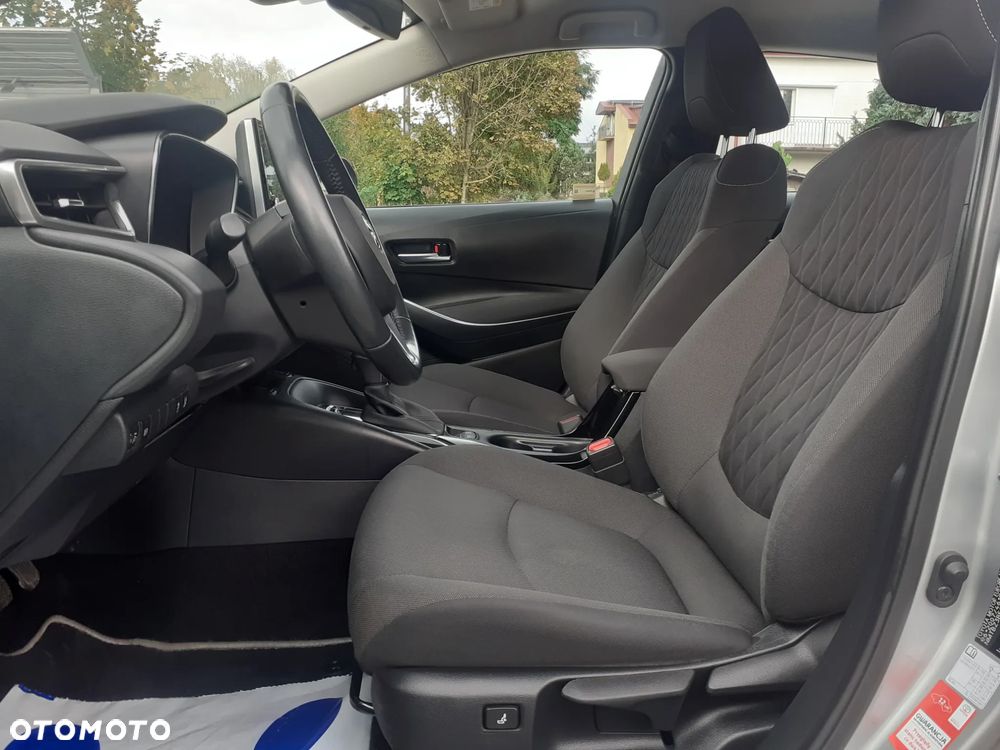 Toyota Corolla 1.8 Hybrid Comfort - 24