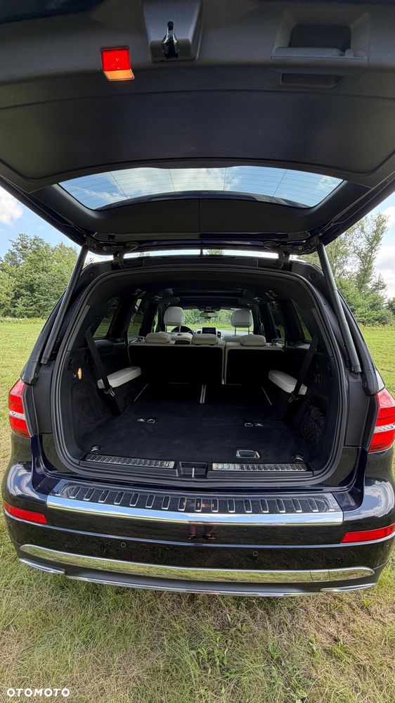 Mercedes-Benz GLS - 24