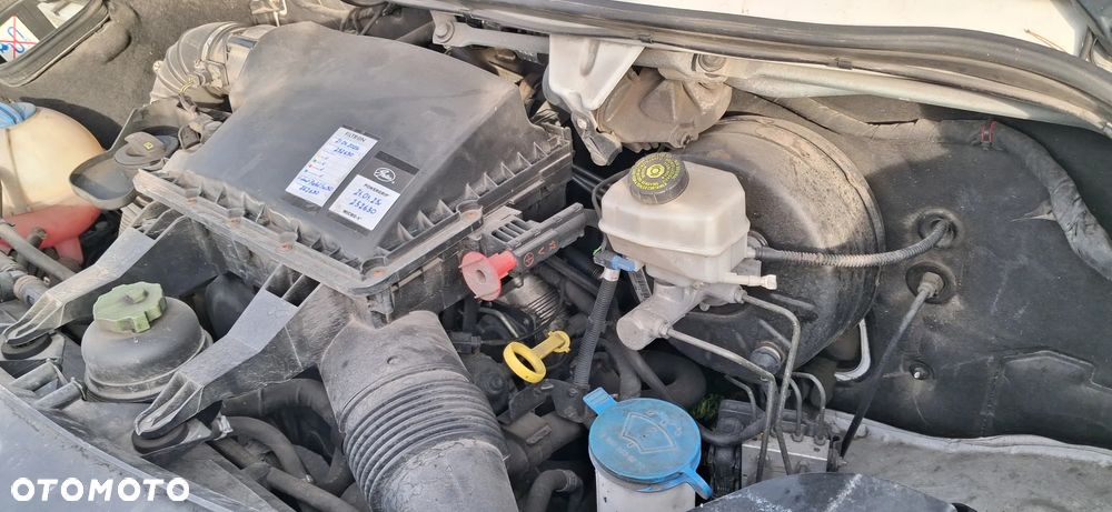 Volkswagen CRAFTER - 14