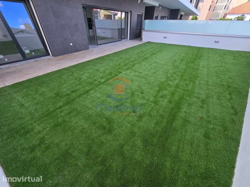 Apartamento T3 NOVO com Terraço de 85 m2, em Condomínio Fechado com... - Grande imagem: 5/34