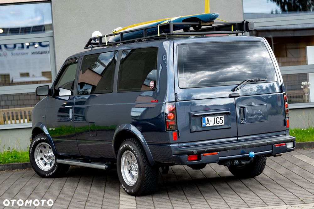 Chevrolet Astro - 8