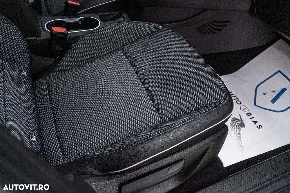 Renault Captur TCe Mild Hybrid 140 EDC GPF TECHNO - 35