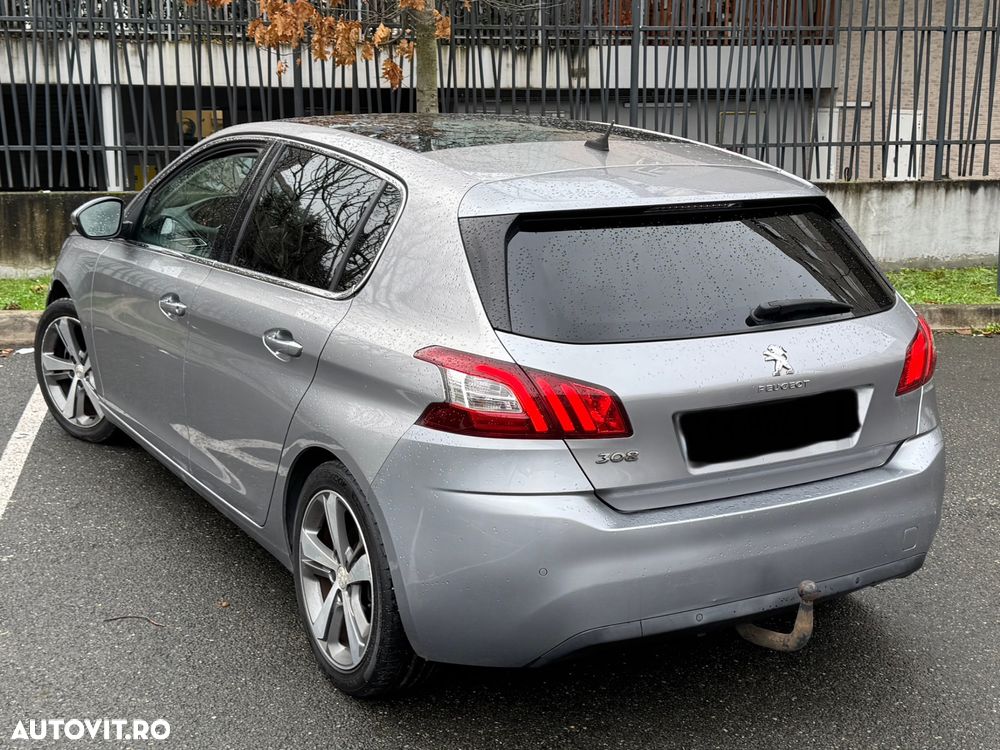Peugeot 308 - 3