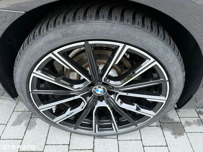 BMW Seria 7 - 23