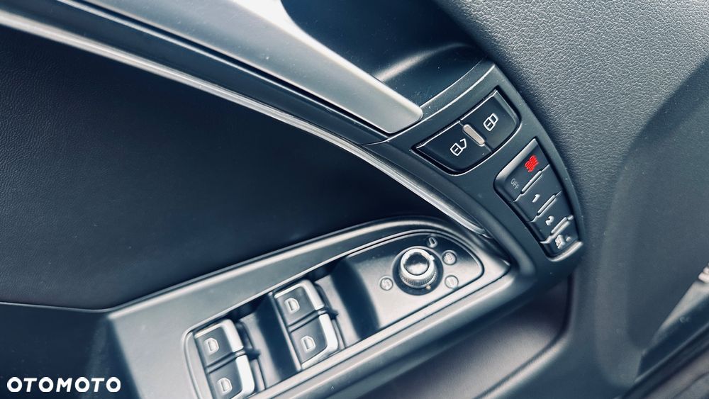 Audi A5 Cabrio 3.0 TDI DPF quattro S tronic - 36