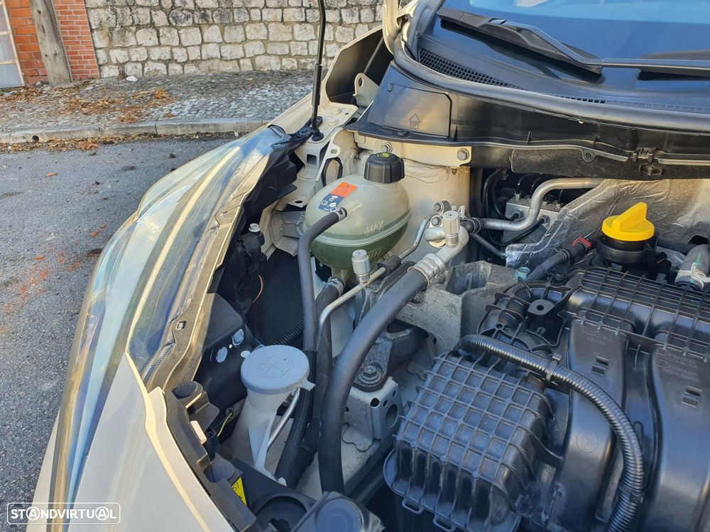 Nissan Micra 1.0 G Acenta - 33
