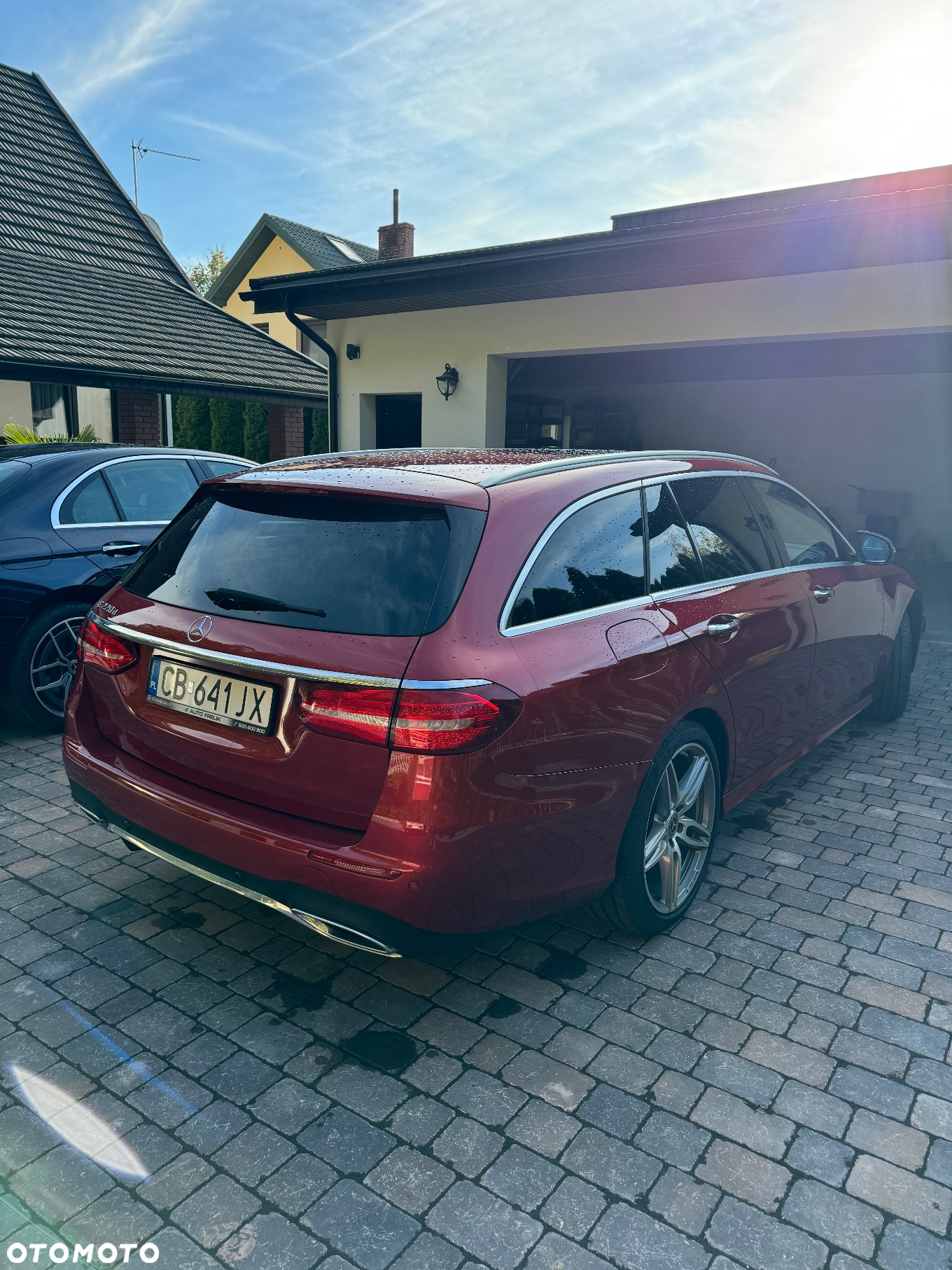 Mercedes-Benz Klasa E 220 d 9G-TRONIC - 4