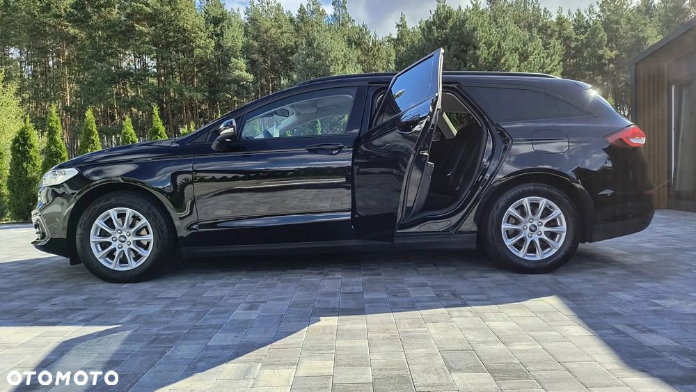 Ford Mondeo - 9