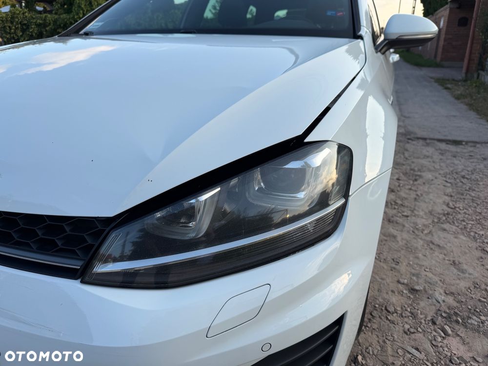 Volkswagen Golf 2.0 TDI BMT GTD DSG - 10