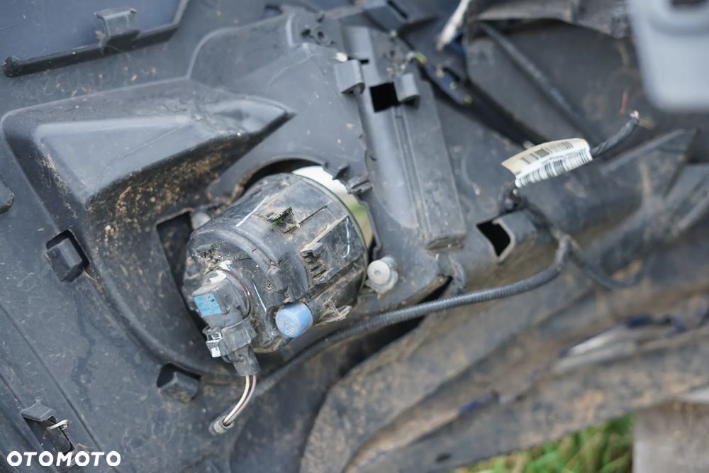 Zderzak przód przedni Renault Scenic III TERNA - 13