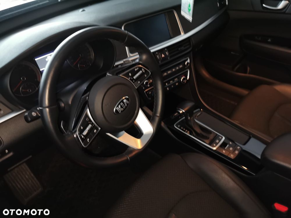 Kia Optima 1.6 T-GDI L DCT - 6