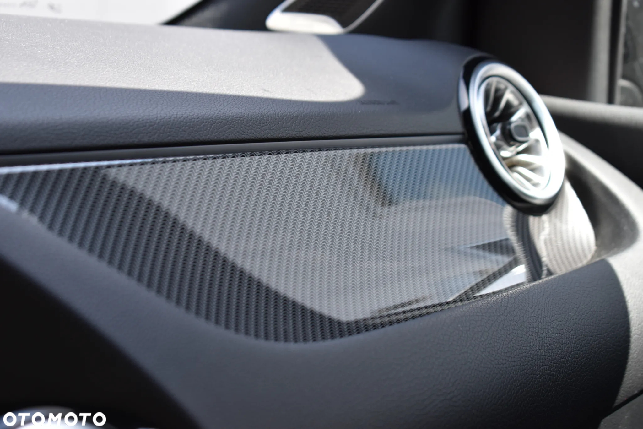 Mercedes-Benz Klasa B 250 e PHEV AMG Line 8G-DCT - 21