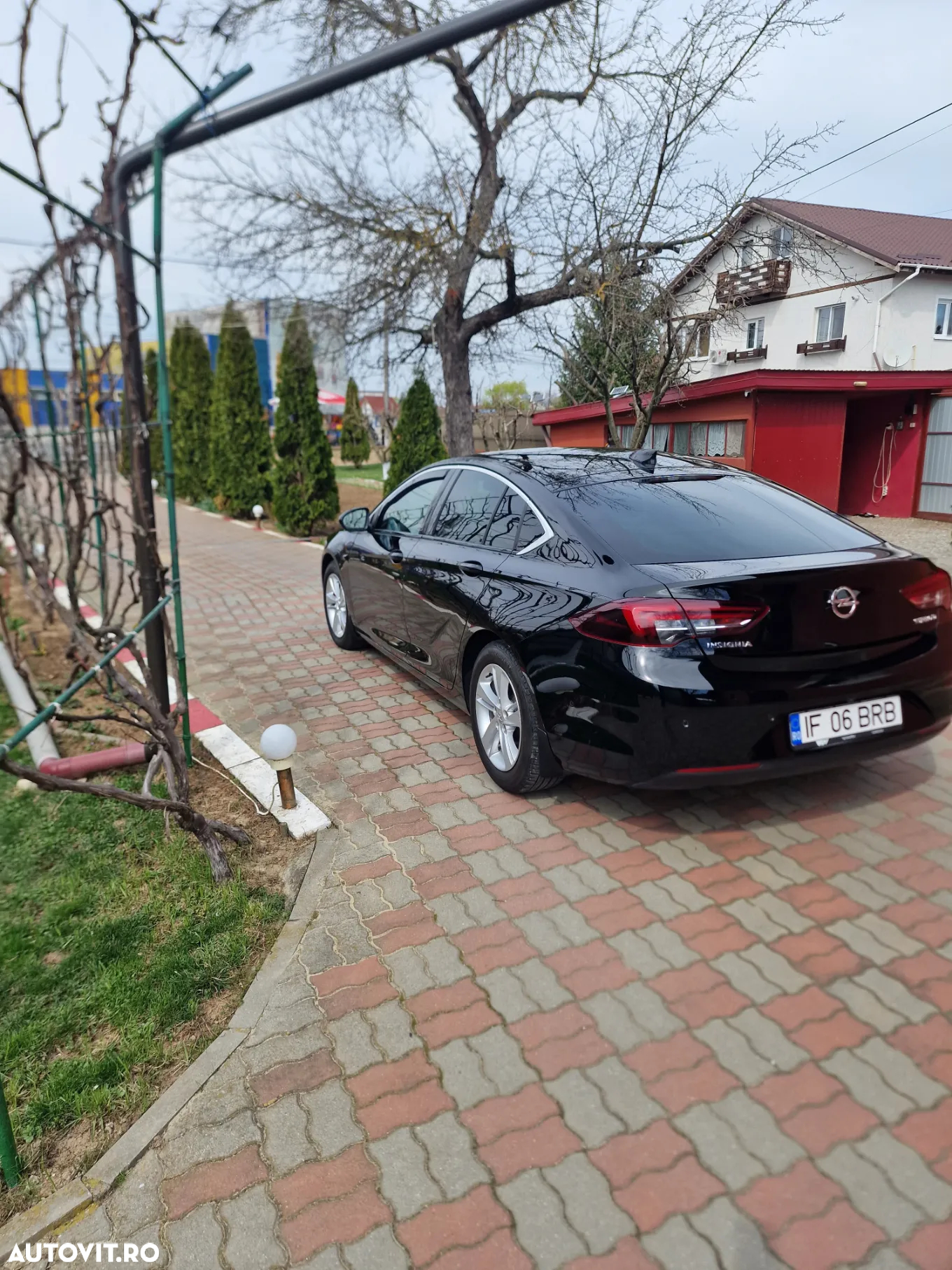 Opel Insignia Grand Sport 1.6 Diesel Automatik Business Innovation - 2