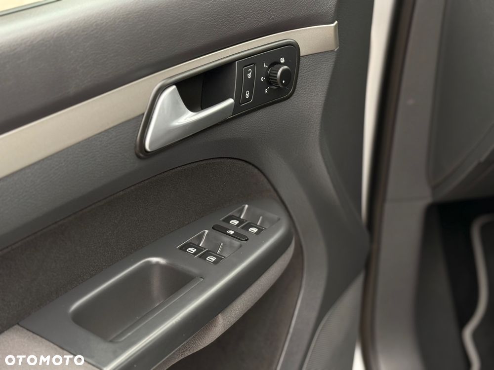 Volkswagen Touran 2.0 TDI United - 18