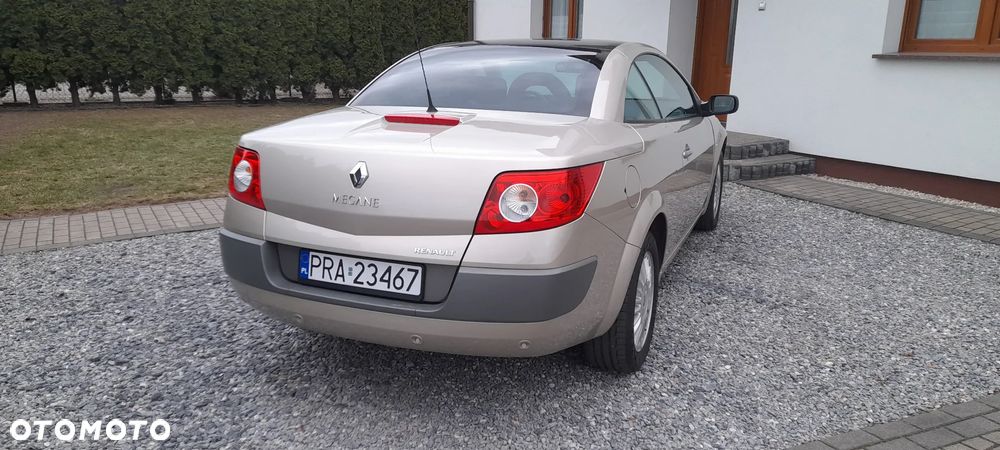 Renault Megane 2.0 Coupe-Cabriolet Confort Authenique - 2