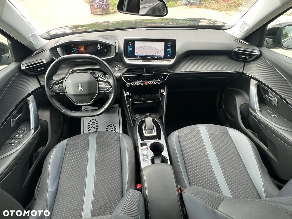 Peugeot 2008 136 Allure - 16