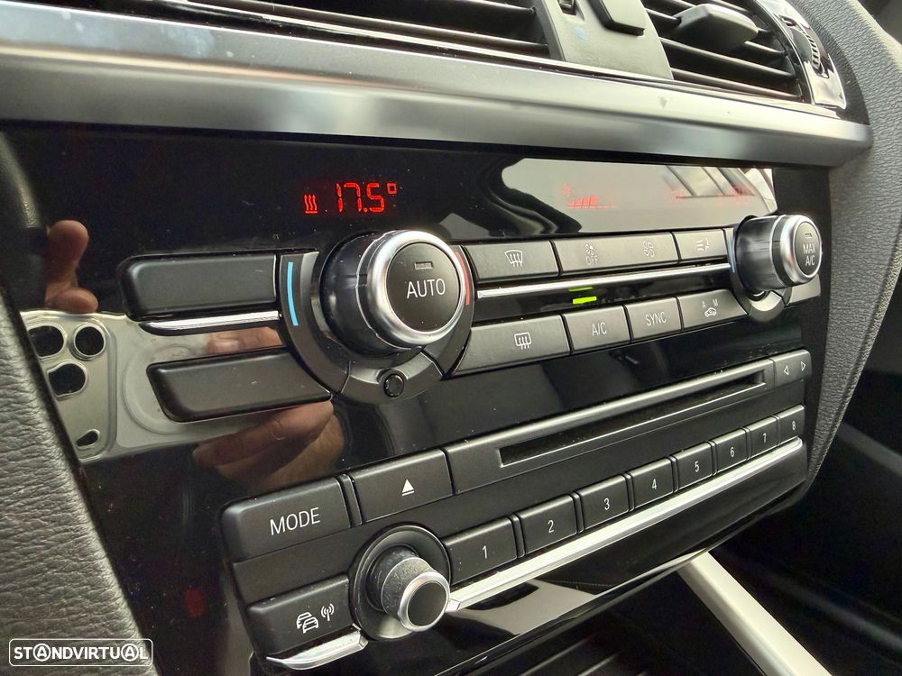 BMW X3 18 d sDrive Pack M - 12