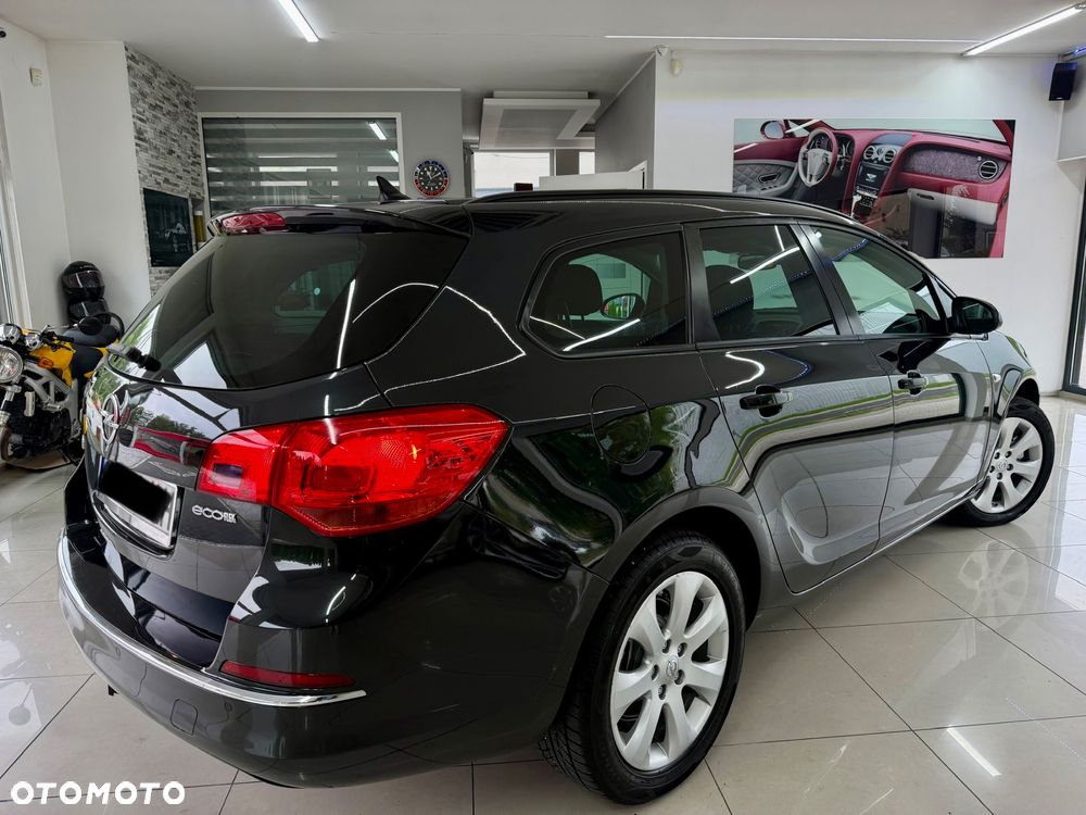 Opel Astra - 16