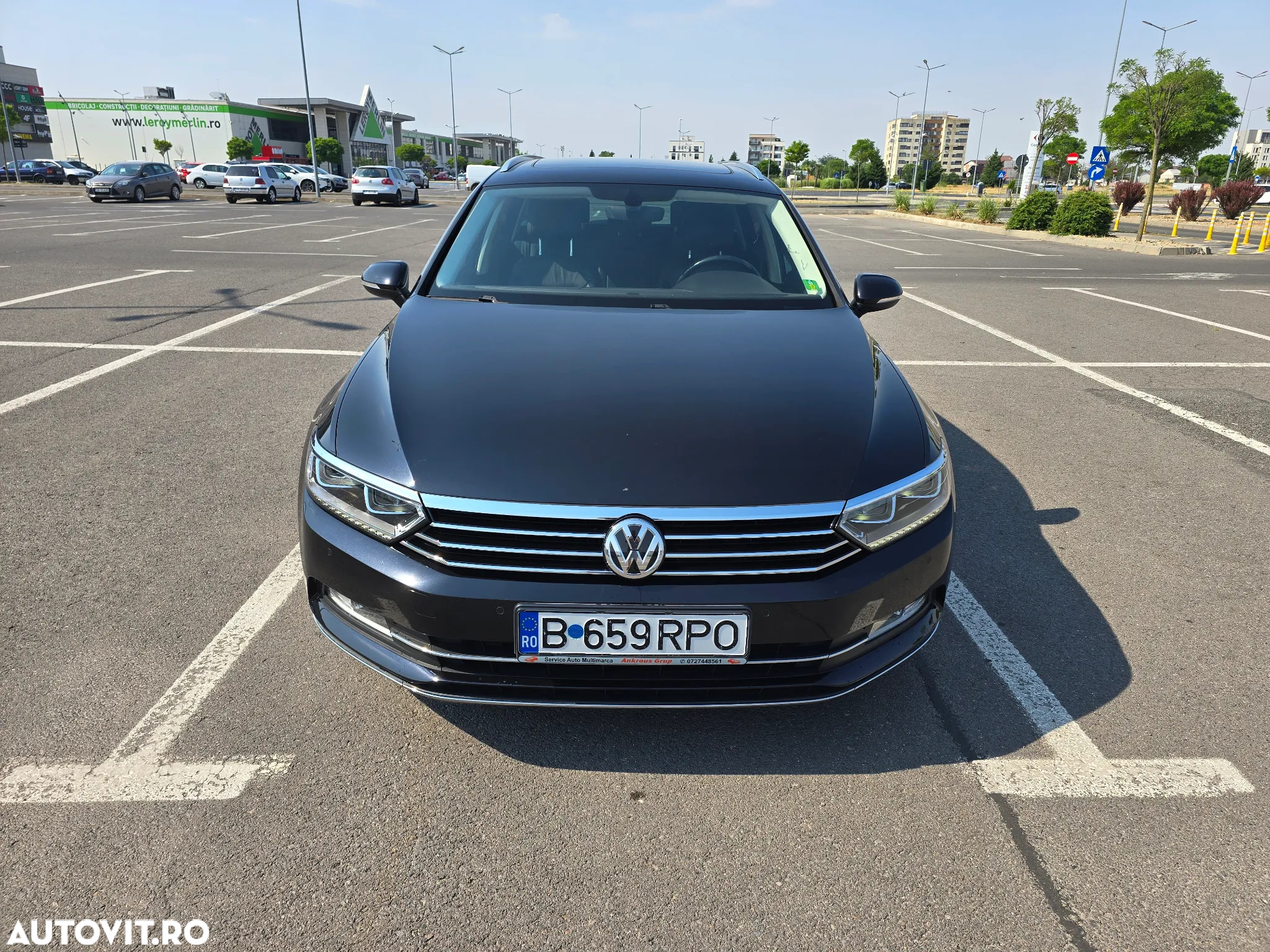 Volkswagen Passat - 2