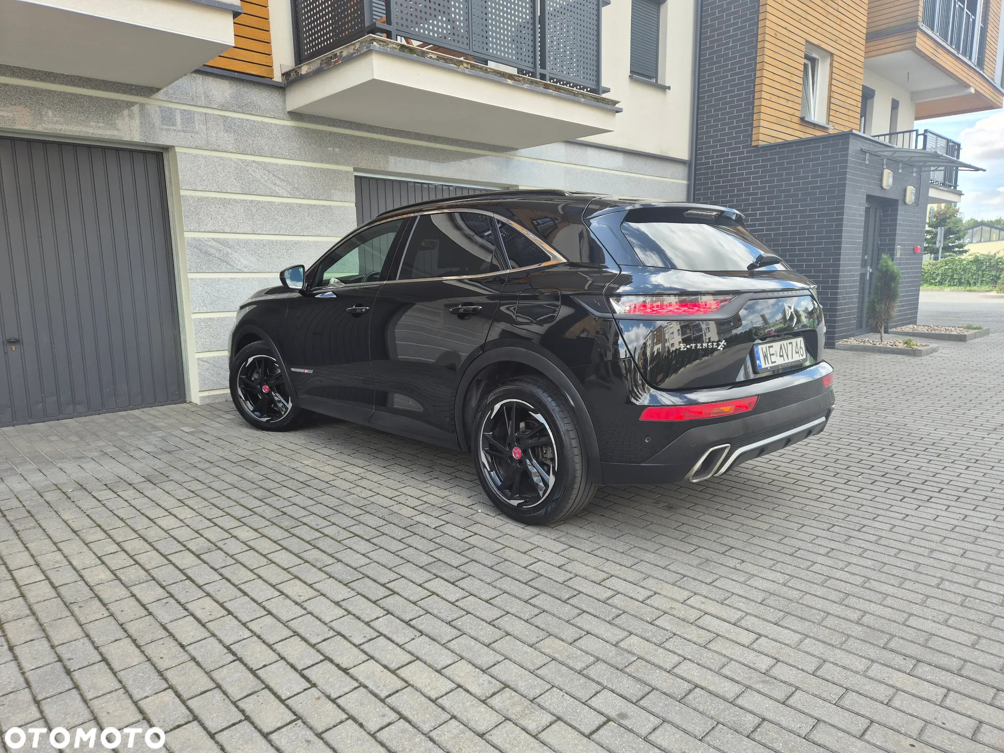 DS Automobiles DS 7 Crossback 1.6 E-Tense 4x4 Bastille + - 4