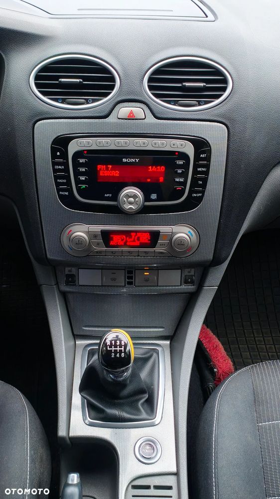 Ford Focus 2.0 TDCi Trend DPF - 10