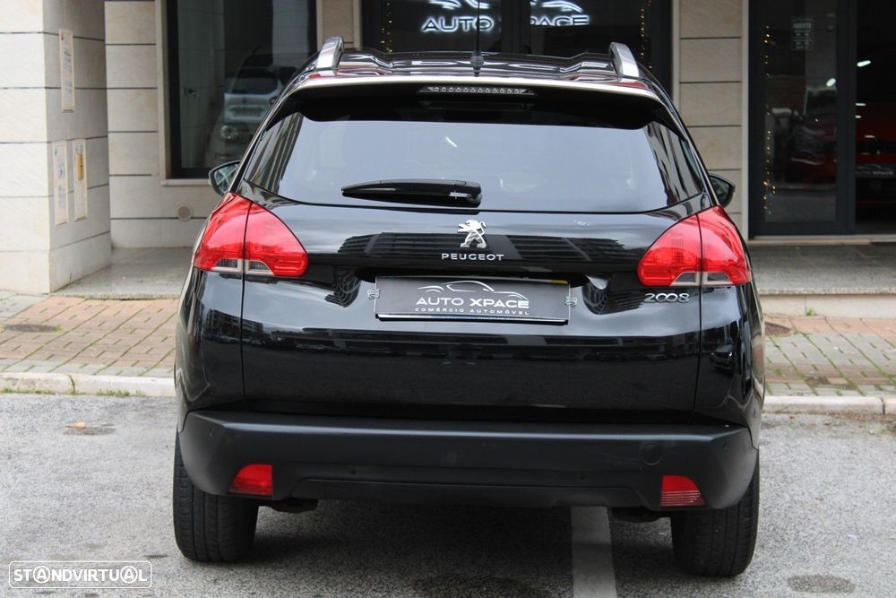 Peugeot 2008 1.2 PureTech Allure - 10