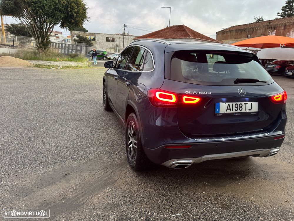 Mercedes-Benz GLA 180 d - 5